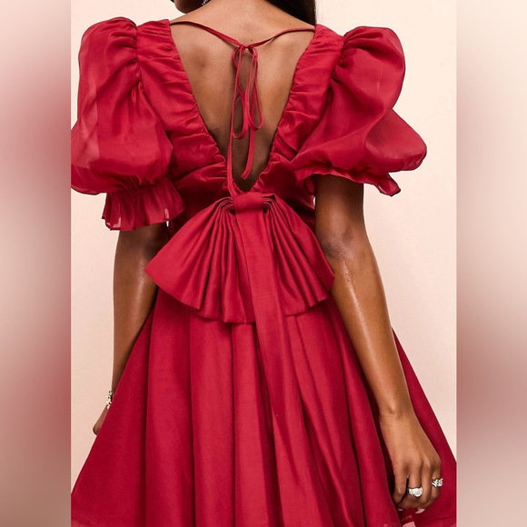 ASOS luxe plunge puff sleeve red dresss - Picture 2 of 2